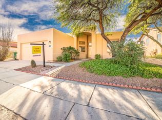 2749 W Camino De Las Grutas, Tucson, AZ 85742