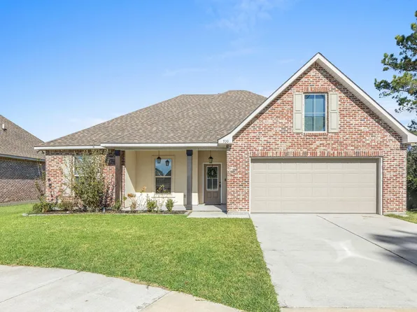 700 Dianne Ln, Lake Charles, LA 70605