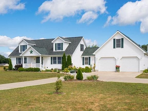 2nd image of 11324 Rosemary Ln