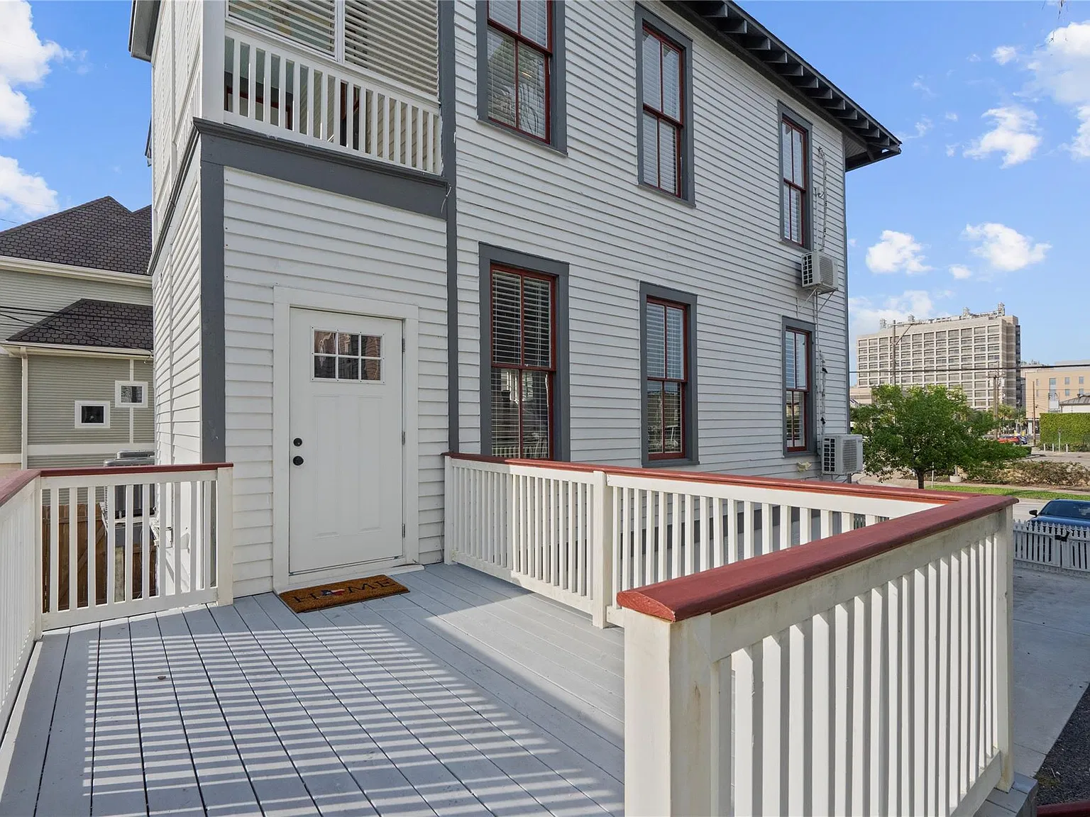 4 bed, 2.0 bath, 1538 sqft, $3,600 — Photo 3