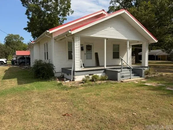 622 W 2nd St, Dewitt, AR 72042