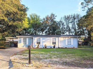 1372 Stanford Rd, Gulf Breeze, FL 32563