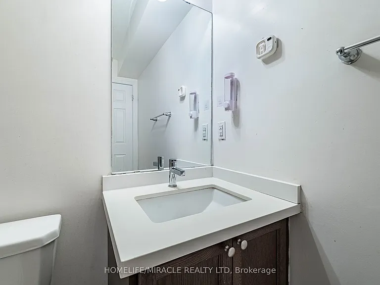 200 Veterans Dr #98 — Photo 26