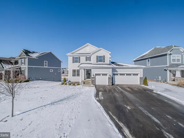 1918 Green Ash Dr, Carver, MN 55315
