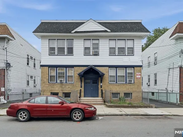 68 Halstead St, Newark, NJ 07106