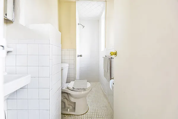 Rented by Blackwater Associates Inc. | media 4