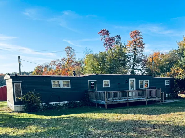 9050 34th St, Gobles, MI 49055