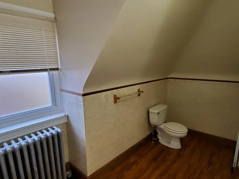 Bath Rm