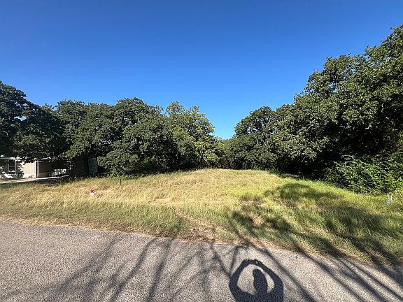 3rd image of 5800 Arrowhead Dr