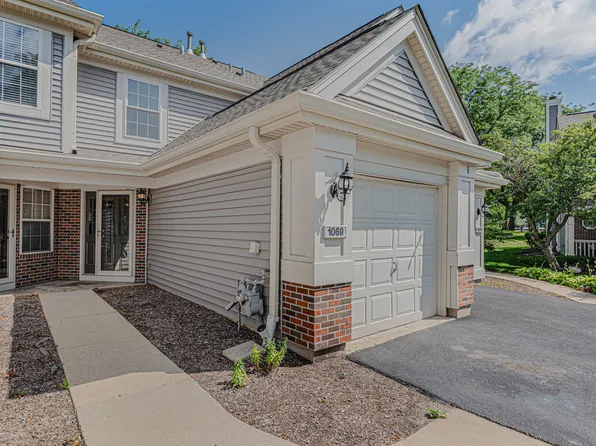 1069 Talbots Ln #0, Elk Grove Village, IL 60007