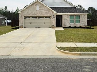 112 Kohn Dr, Millbrook, AL 36054