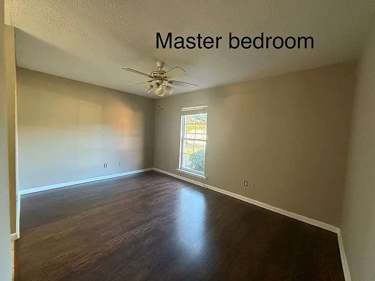 330 Forest Pl — Photo 18