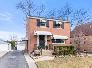 1445 N Lee Blvd, Berkeley, IL