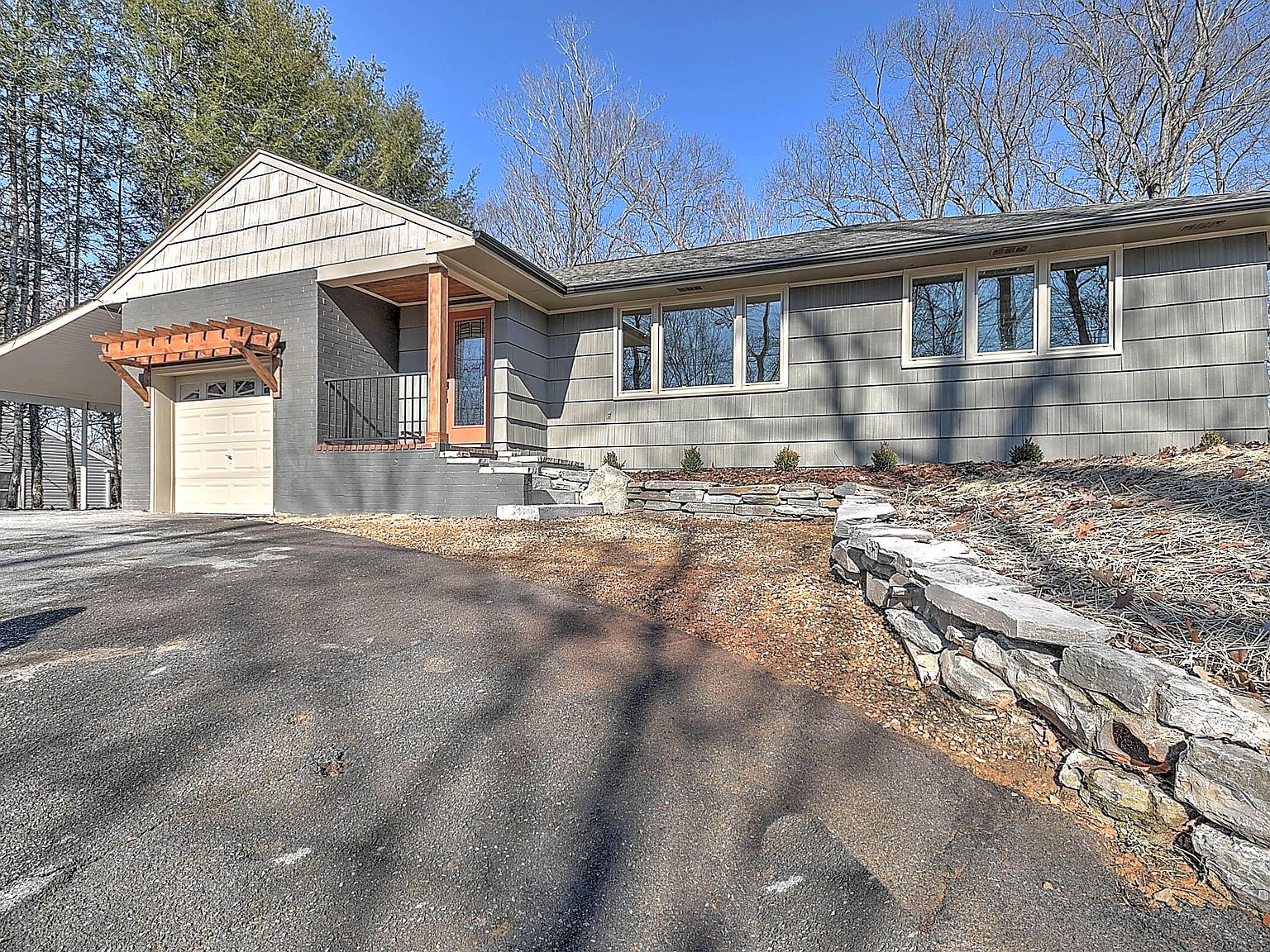 230 Parkland Dr, Bristol, VA 24201 Zillow