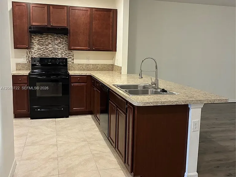 1612 Primo Ct — Photo 7