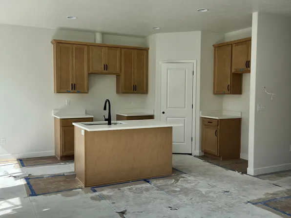 6842 S Survey Peak Ln #311, West Jordan, UT 84081