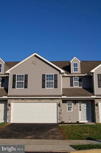 1st image of 81 Cortland Xing