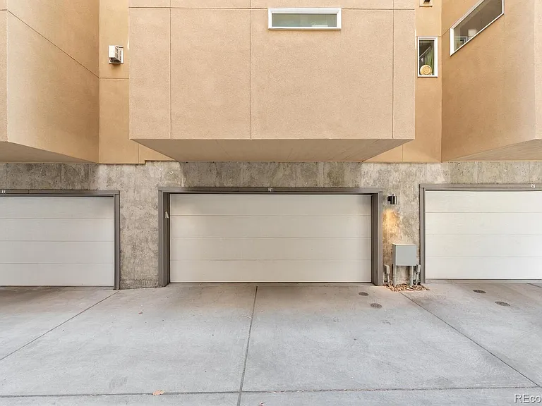1635 King St — Photo 35
