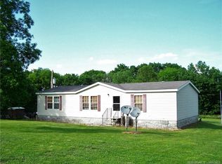 29444 Foster Loop Rd, Edwards, MO 65326
