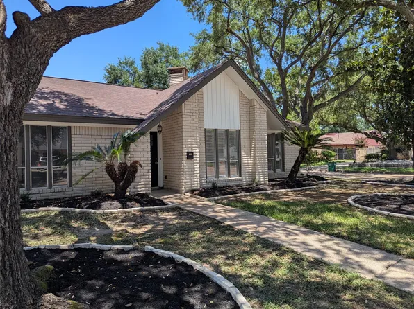6102 Hummingbird St, Houston, TX 77096