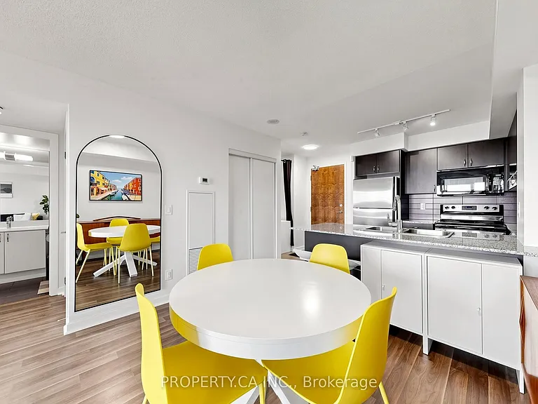 1235 Bayly St #614 — Photo 15