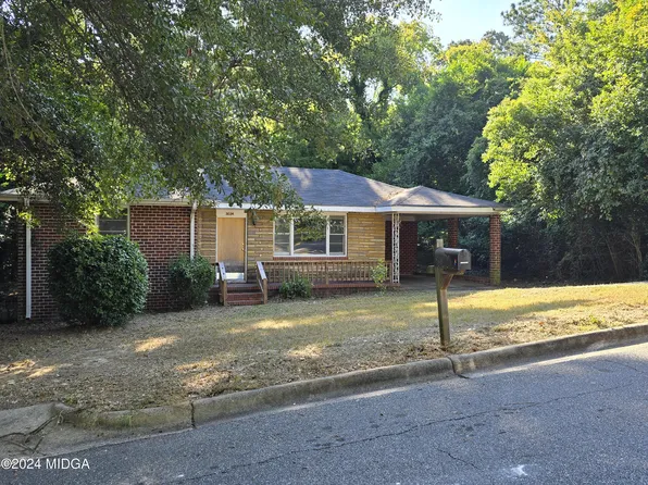 3034 Manchester Dr, Macon, GA 31206