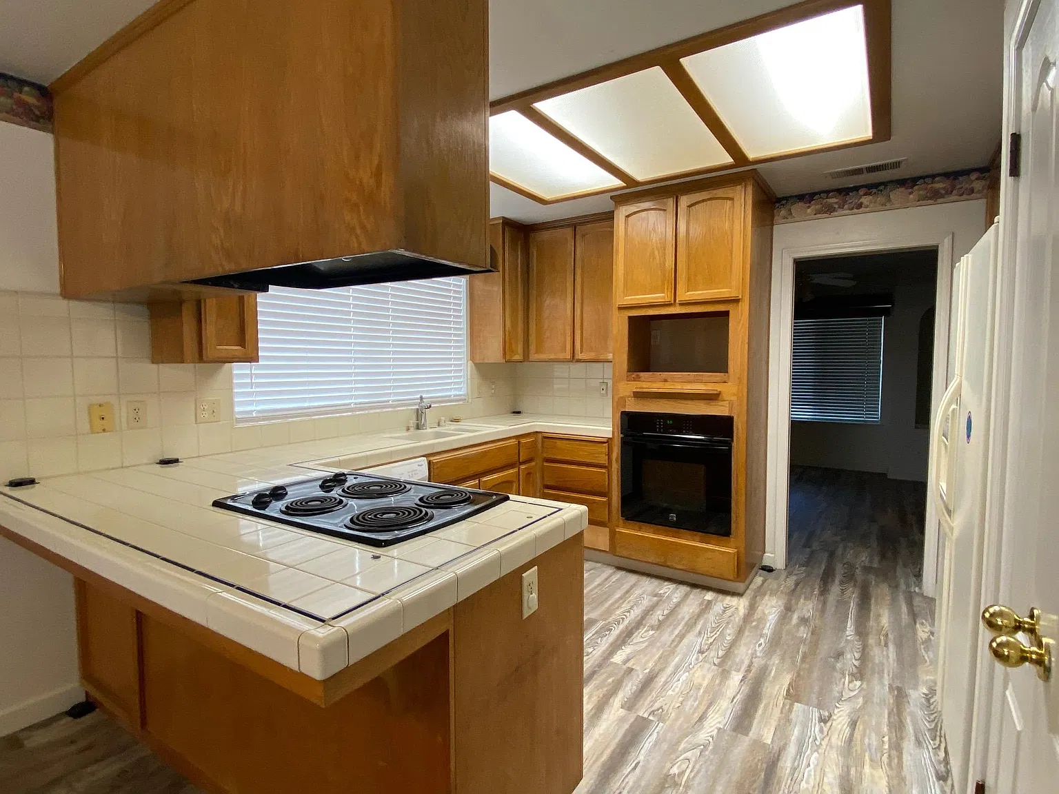 3 bed, 1820 sqft, $2,495 — Photo 2