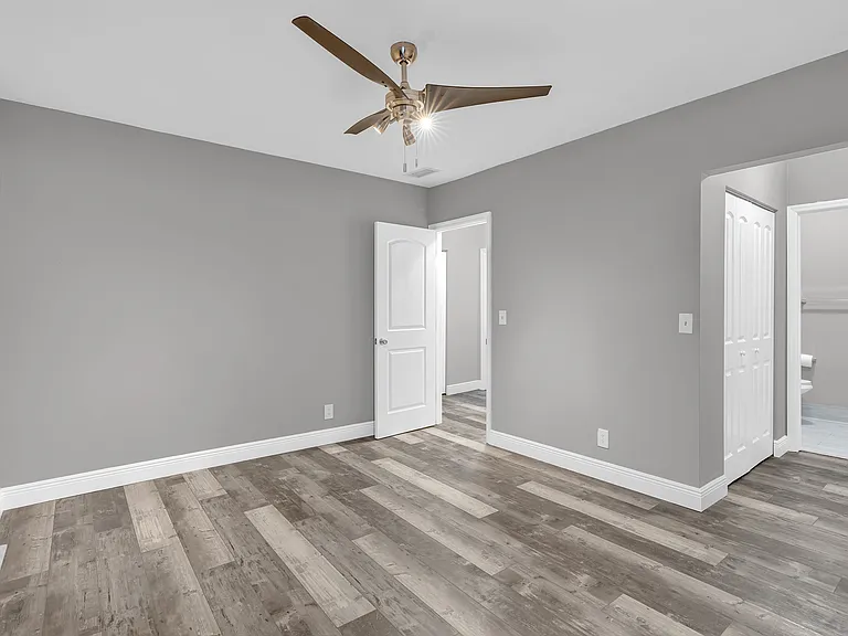 8911 NW 28th Dr #32B — Photo 20