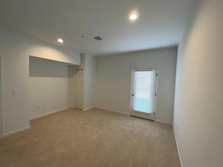 1821 Shady Ln — Photo 19