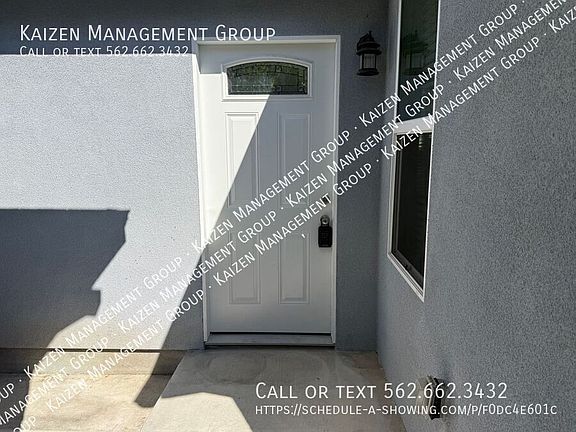 2nd image of 534 W 14th St #544
