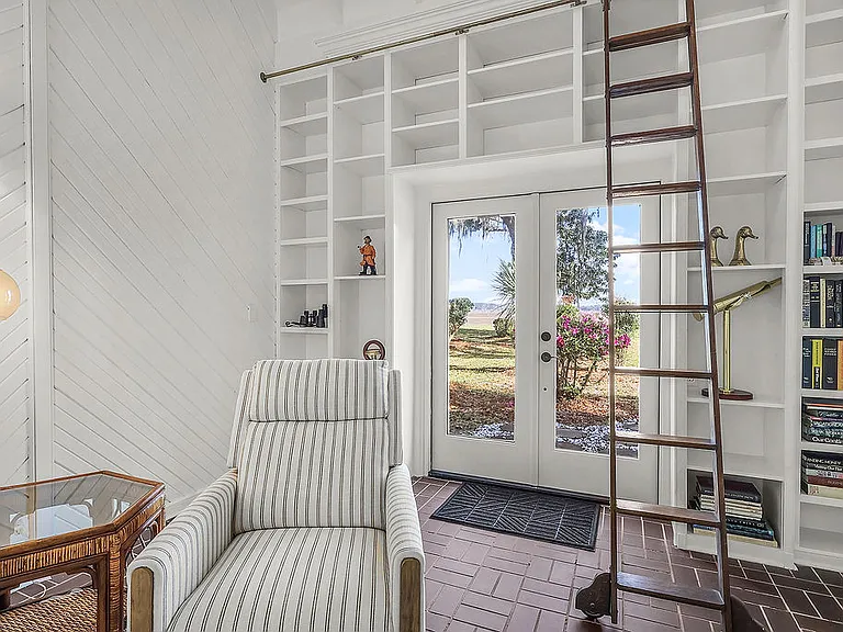 1321 Azalea Ave — Photo 17