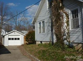 1141 E Meadowmere St, Springfield, MO 65807