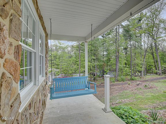 4th image of 960 Nittany Ridge Rd