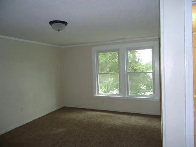 120 Hurt St — Photo 33