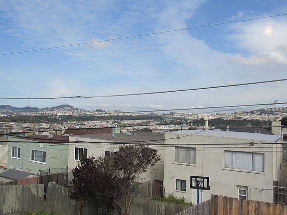 4th image of 87 Park Manor Dr