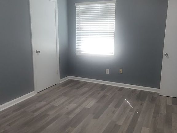 5th image of 3690 Ford Rd