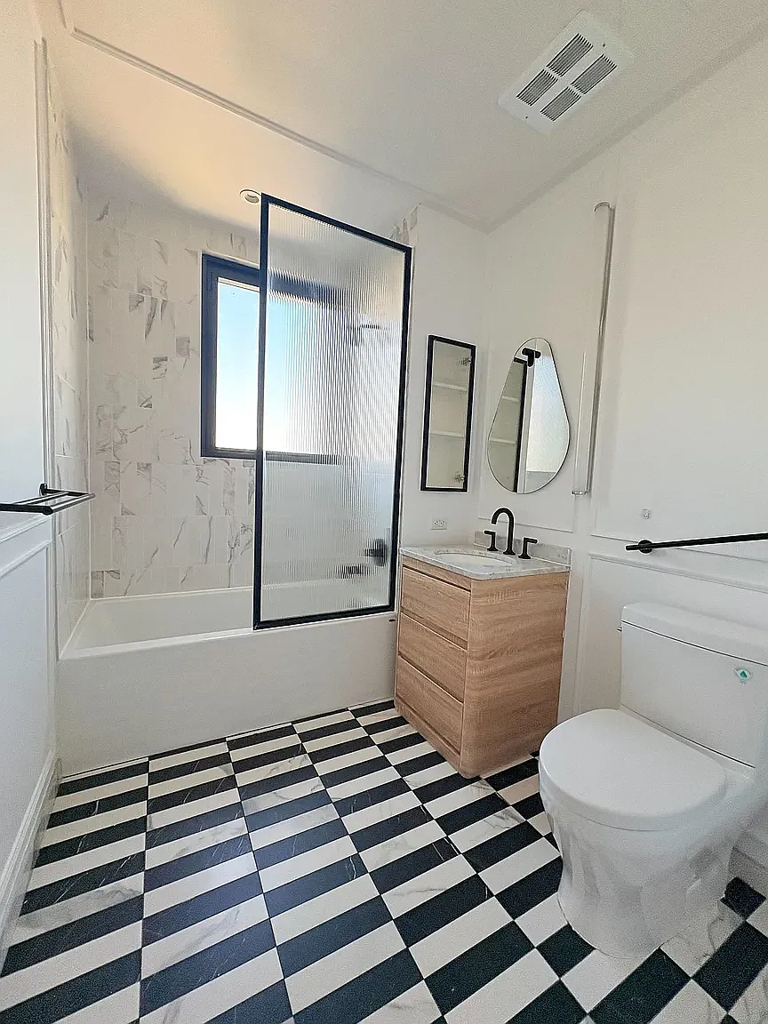 321 Wythe Avenue — Photo 2