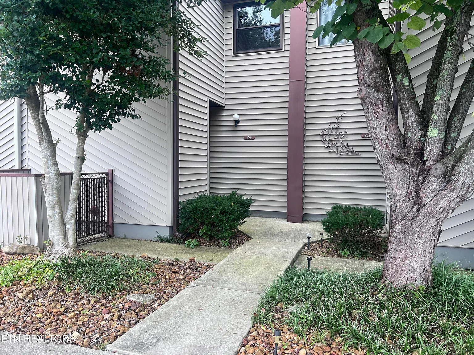 2 bed, 2.5 bath, 1252 sqft, $1,450 — Photo 2
