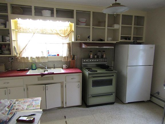 5th image of 1288 W Friedrich St