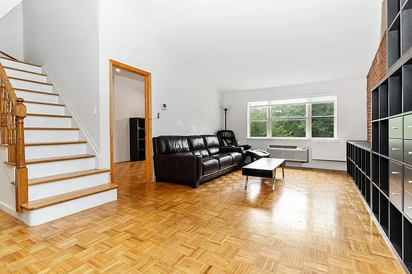 Rented by Douglas Elliman | media 15