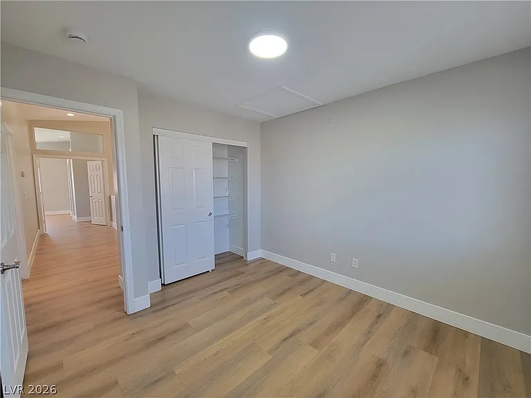 1476 Morning Crescent St — Photo 37