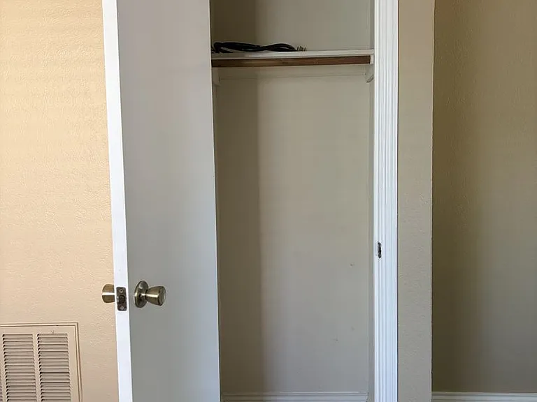 2530 Indigo Ln — Photo 17