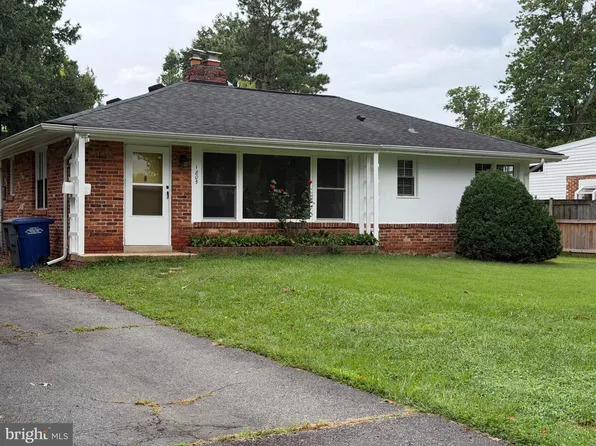 1805 Stratford Dr, Alexandria, VA 22308
