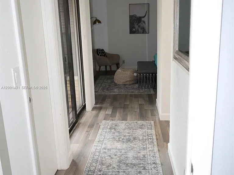 1569 Shaker Cir — Photo 11