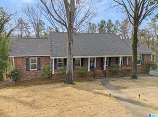 1695 Burning Tree Dr, Pelham, AL 35124