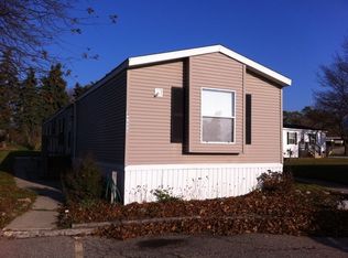 49680 Au Lac Dr W, Chesterfield, MI 48051