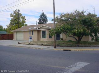 922 Cooper St, Farmington, NM 87401