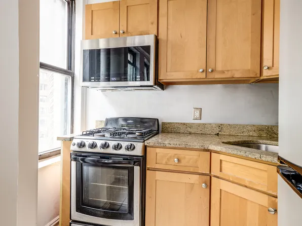 243 West End Avenue image 3 of 4