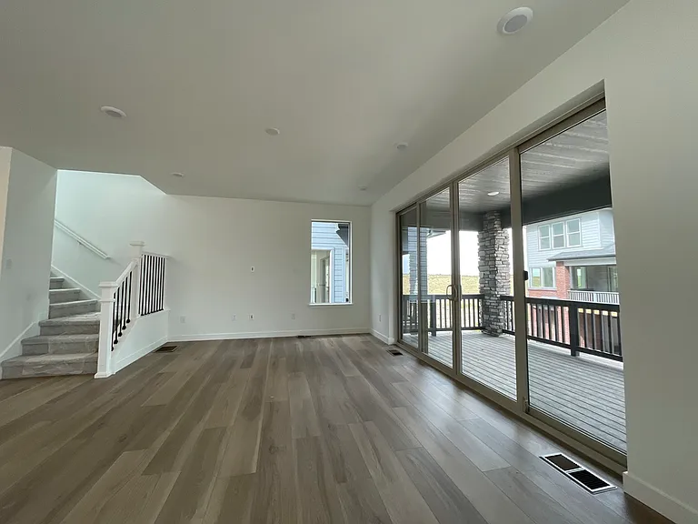 15631 W Girard Ave — Photo 10