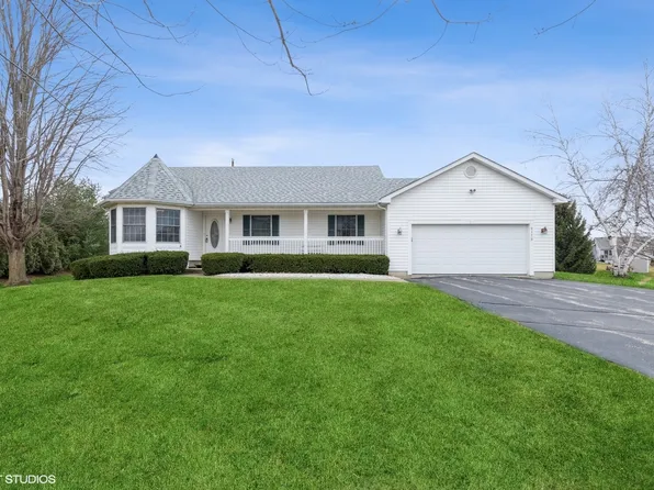9370 Ryan Ct, Wonder Lake, IL 60097